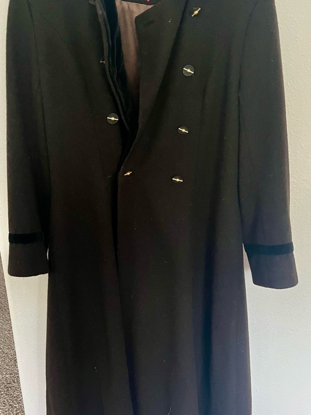 Vintage Black Double-Breasted long Pea Coat with Velvet Cuffs